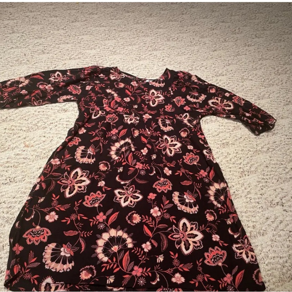 Black and peachy colored summer dress
